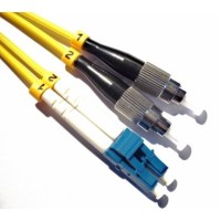 Патч-корд оптический, PVC, дуплексный, LC/UPC-FC/UPC, SM OS2, 2.0 м TWT (TWT-2LC-2FC/SU-2.0)