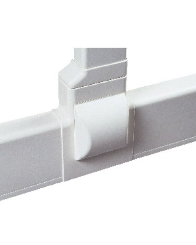 Тройник для плинтусного короба 100х40 мм с отводом на короб 90х40 мм, белый DKC AIR10047 в Ростове-на-Дону Повороты, муфты, тройники Pintop.ru