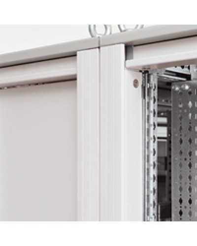 Облицовка Legrand 020563 в Ростове-на-Дону Аксессуары для стоек и шкафов Pintop.ru