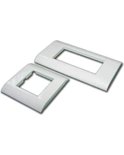 Накладка пластиковая TWT-FR45x90 в Ростове-на-Дону Аксессуары для стоек и шкафов Pintop.ru