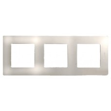 Рамка 3 поста Etika слоновая кость Legrand 672513