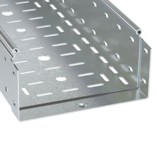 Лоток перфорированный 200х100 L 2000 толщ. 1,2 мм, горячеоцинкованный DKC (3533312HDZ)